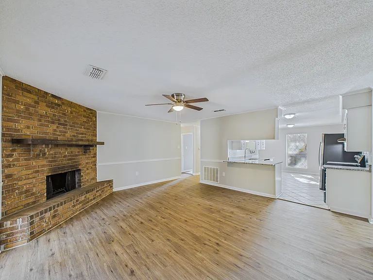 8708 Patricia Lynn Ln-14_04072026