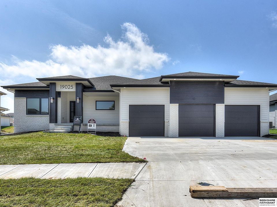1st image of 19025 Hackberry Dr