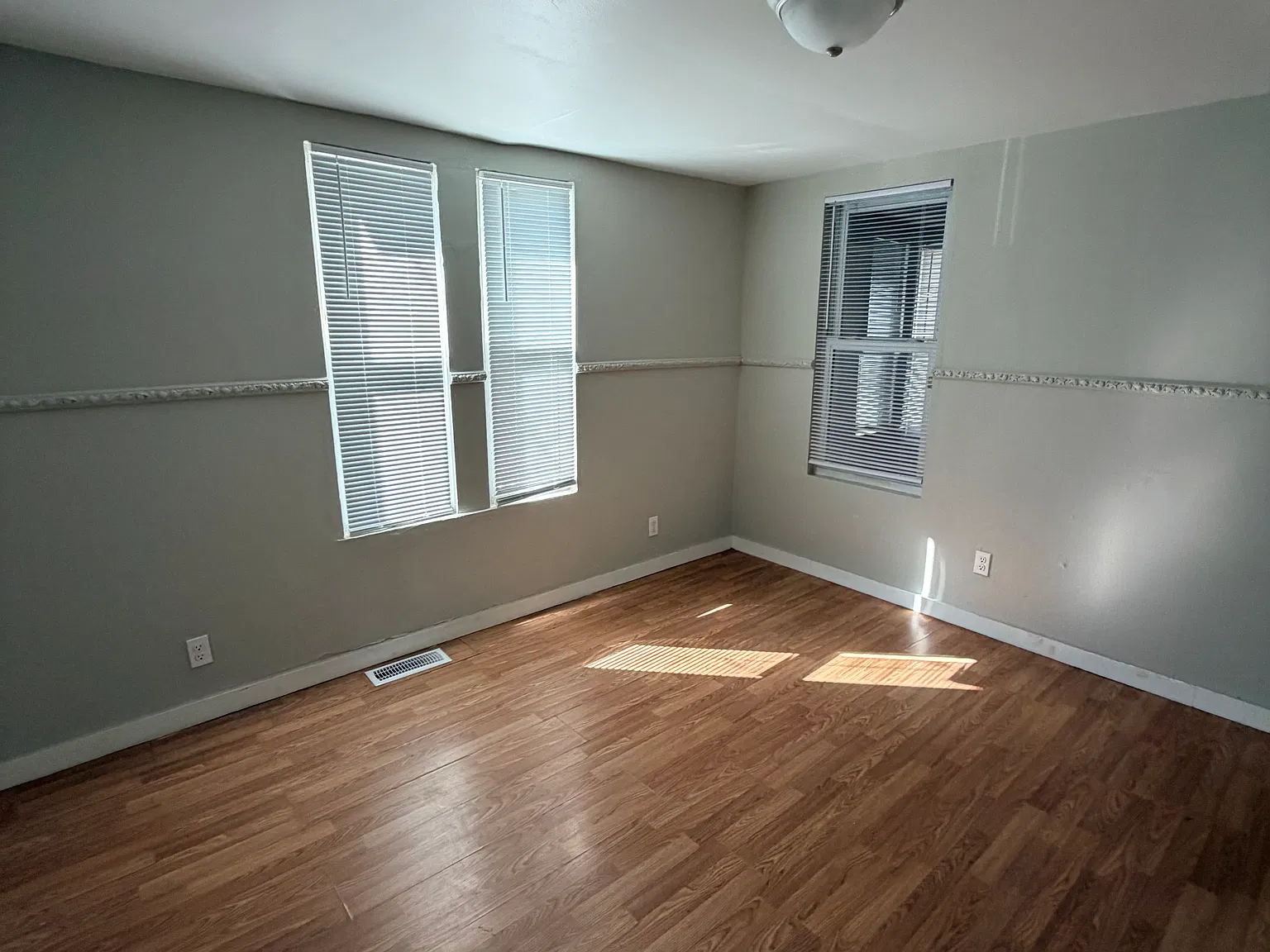 4 bed, $2,175 — Photo 4