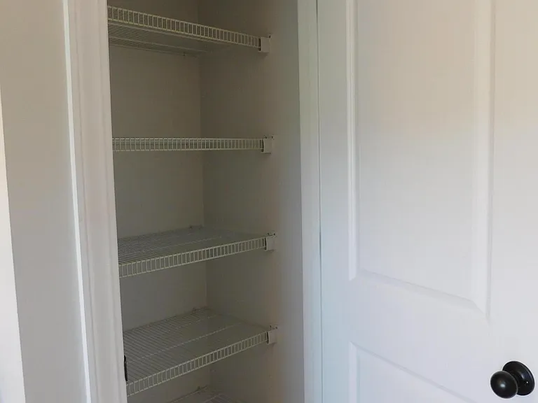 101 Staffordshire Dr #101 — Photo 47