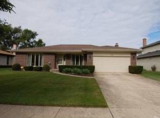 1104 Aegean Dr, Schaumburg, IL
