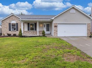 7155 Basswood Dr, O'Fallon, MO 63368