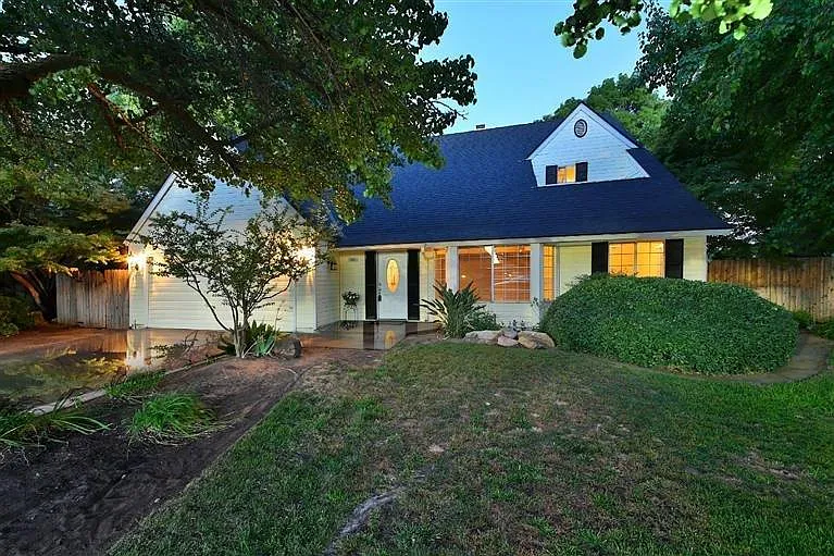 1341 Burl Ave photo 1