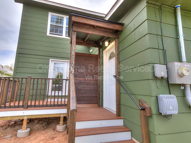 1812 W Noble Ave — Photo 86
