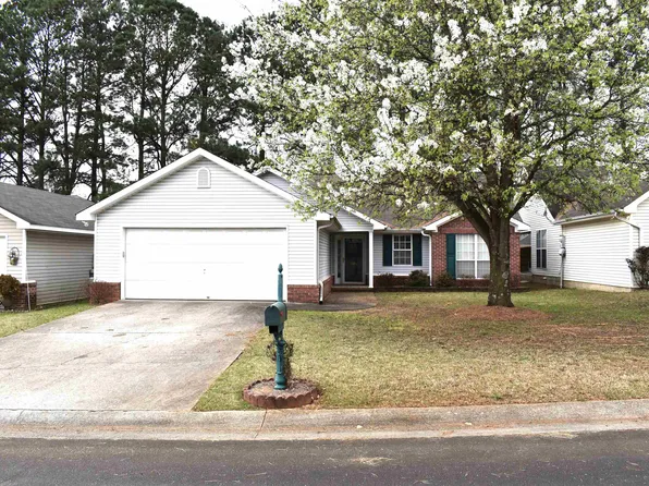 125 Fox Fire Dr, Florence, AL 35630