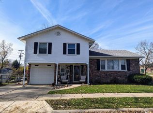 29020 S Wesley Ave, Flat Rock, MI 48134