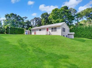 185 N Country Rd, Port Jefferson, NY 11777