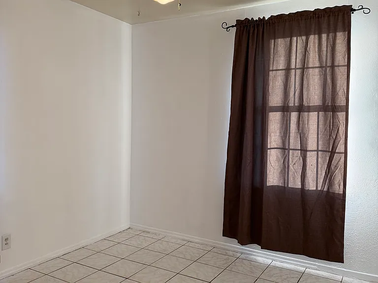 6023 Redbrook Dr — Photo 11