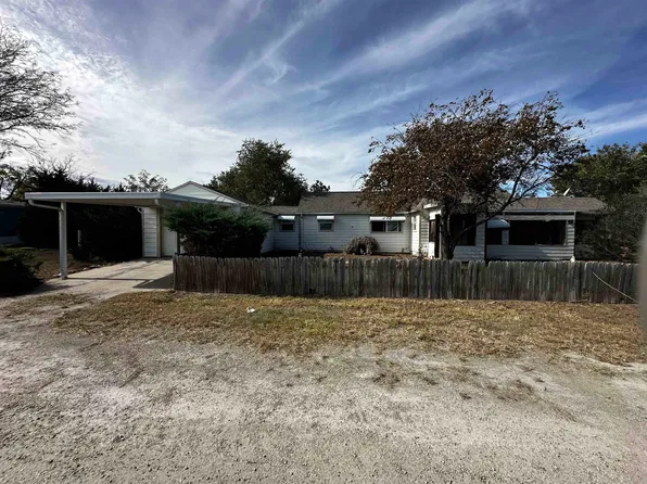 409 6th St, Bogue, KS 67625