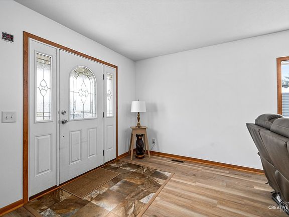 2nd image of 593 Park Ave