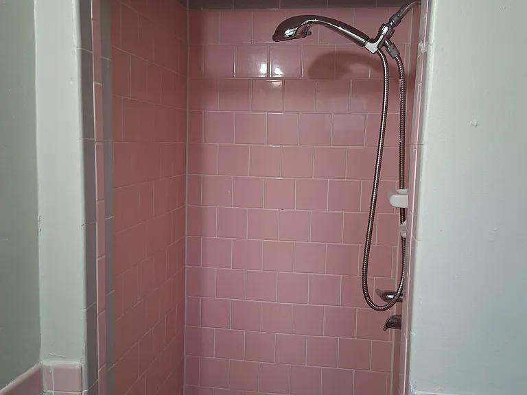 5643 Merrill Rd #1 — Photo 11
