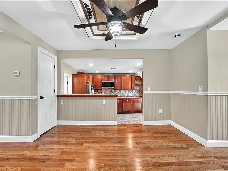 3 Waterbury St #2 — Photo 13