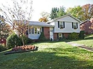 103 Kinross Ln, Pittsburgh, PA 15237