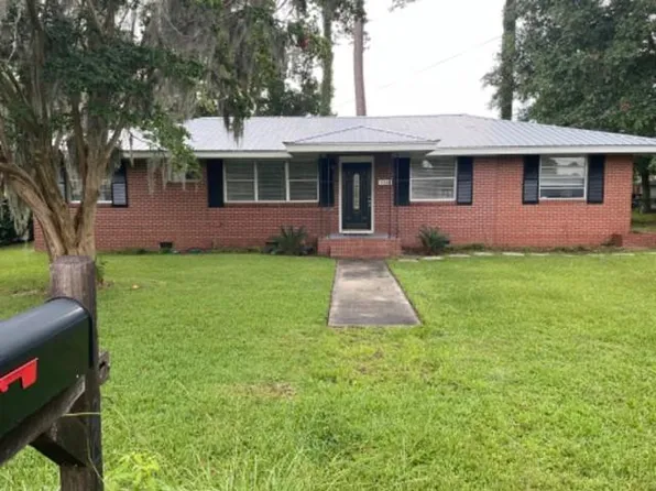2610 Oriole St, Brunswick, GA 31520