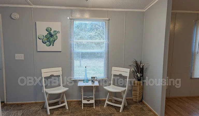 106 Sumac Ln — Photo 9