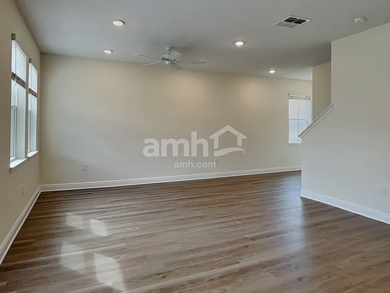 5939 Sycamore Place St — Photo 7