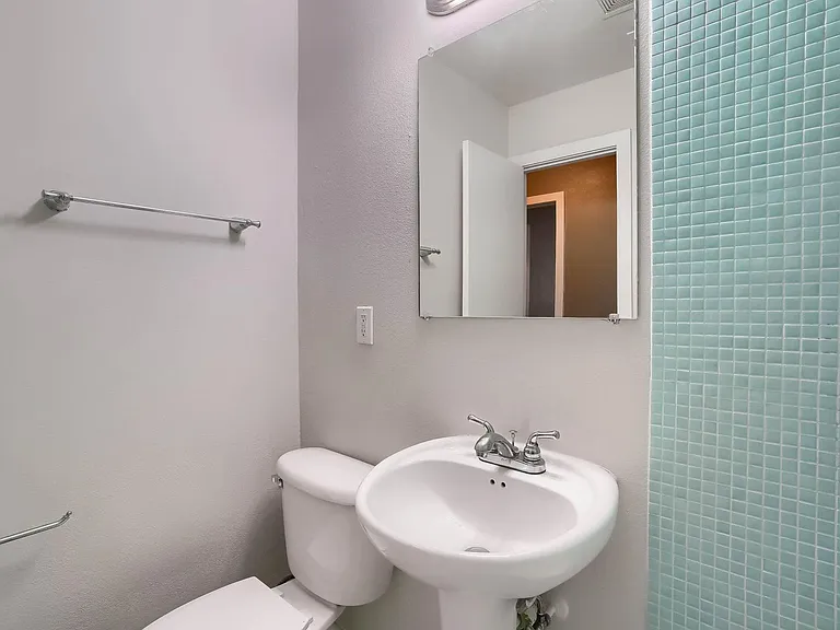 1245 Columbine St #204 — Photo 18