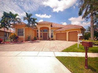 13762 NW 11th Ct, Pembroke Pines, FL 33028