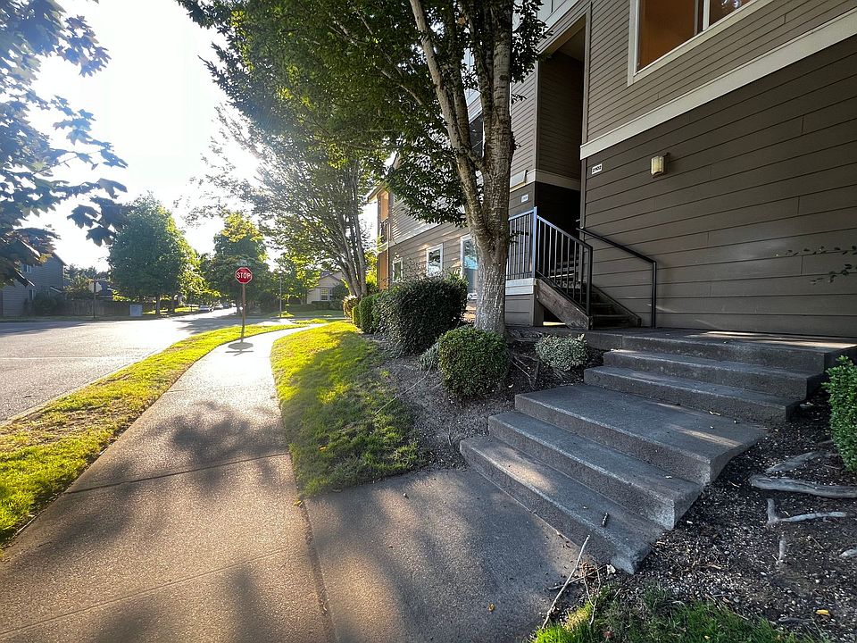 1st image of 2102 Palisade Blvd Suite 200