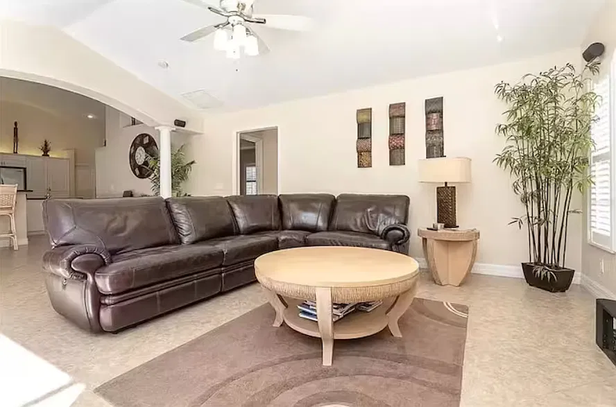 30 Pinhurst Place - 1 — Photo 3