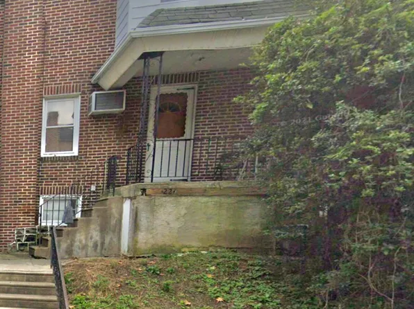 224 Laurel Rd, Sharon Hill, PA 19079