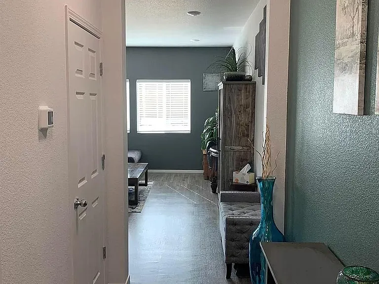9729 Sea Glass Ct — Photo 13