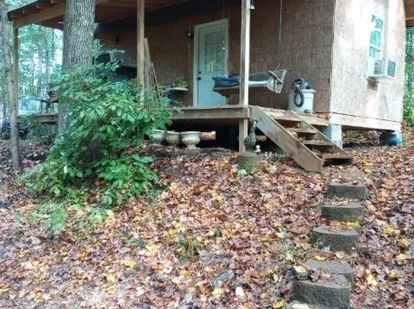 102 Garrison Shoals Rd, Lula, GA 30554