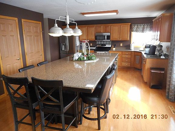2nd image of 2908 Oaklawn Park