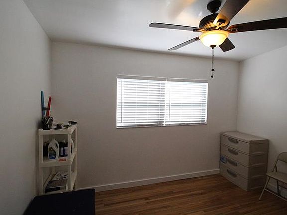 5th image of 312 Lake Fair Ln