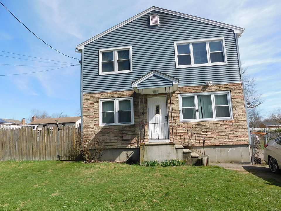 1st image of 26 Dayton Rd