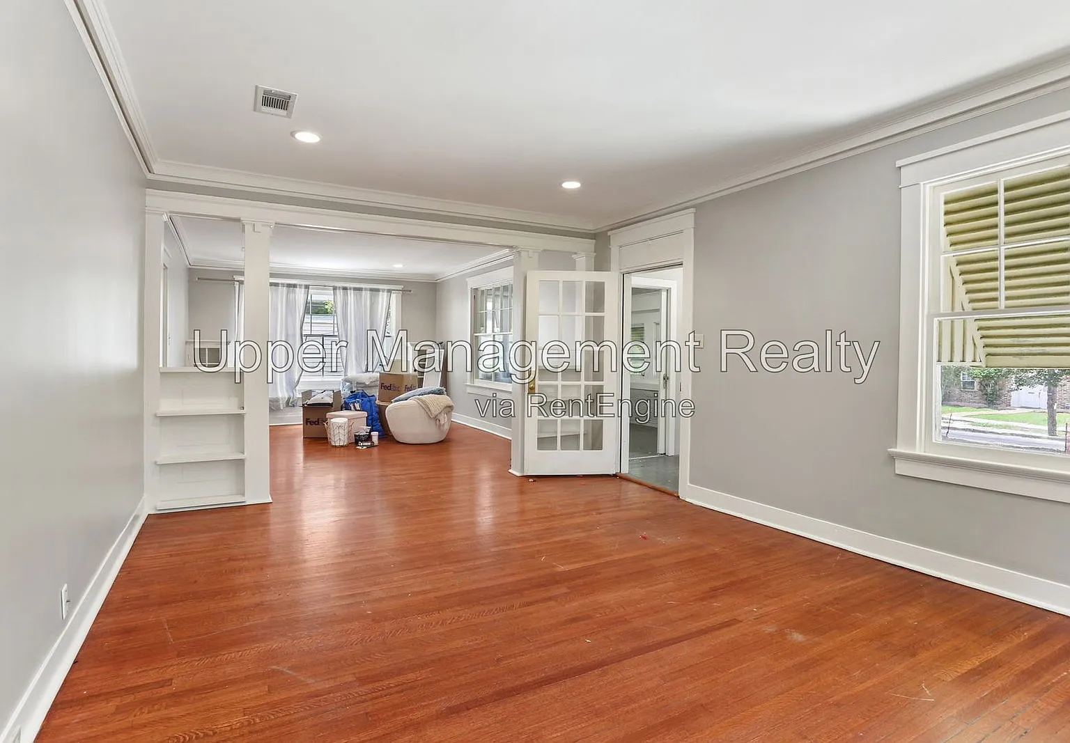 3 bed, 2.0 bath — Photo 1