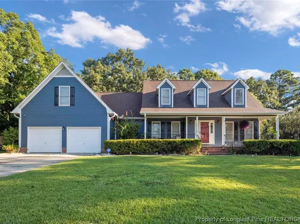 1105 Chestnut Wood Dr, Fayetteville, NC 28314