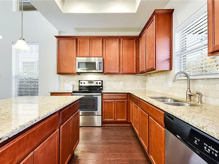 3920 Kenter Xing — Photo 8