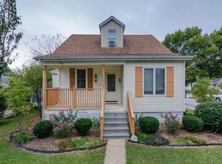 315 N Moore St, Waterloo, IL 62298