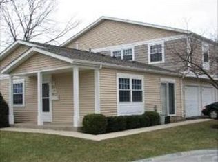 1309 Exeter Ct #96A, Wheeling, IL 60090