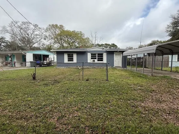 34 Randolph Dr, Pensacola, FL 32506