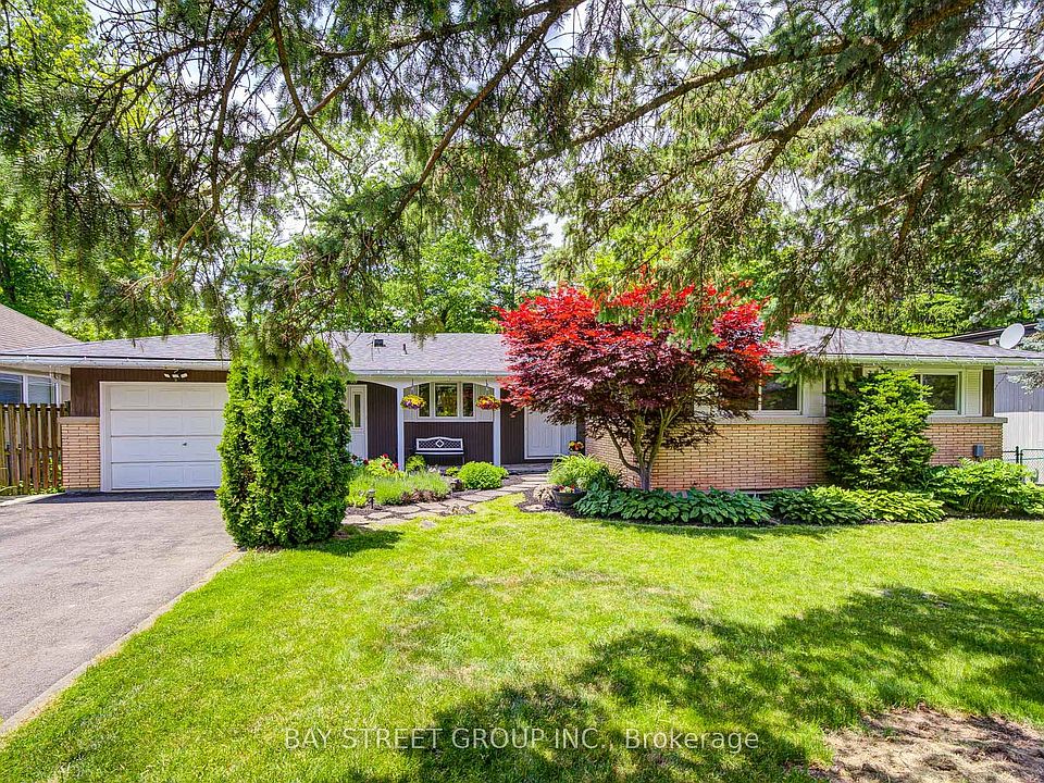 1st image of 88 Marsdale Dr