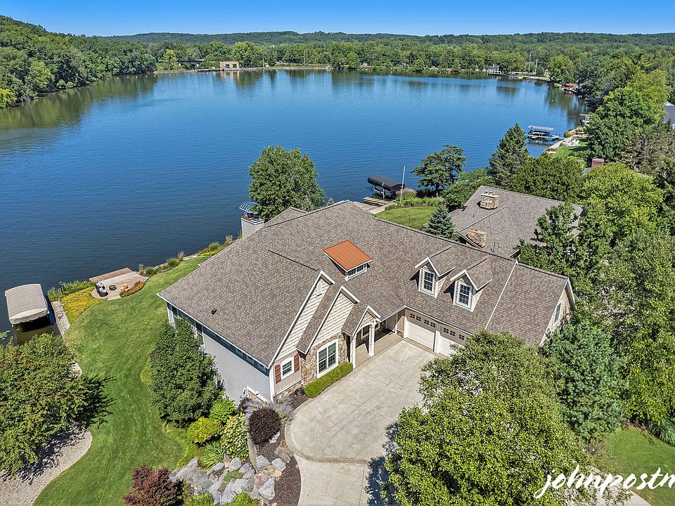 1st image of 7359 Driftwood Dr SE