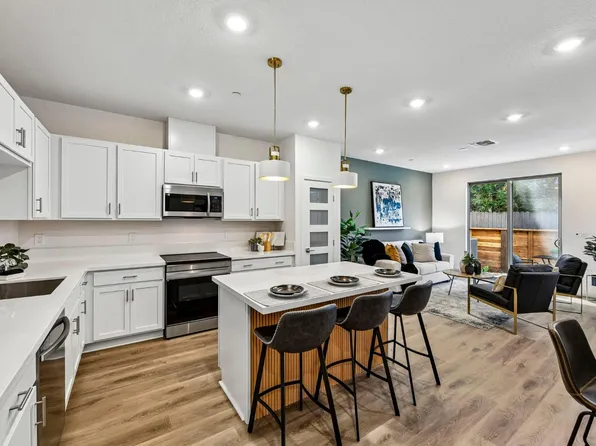2055 Freya Walk, Sacramento, CA 95835