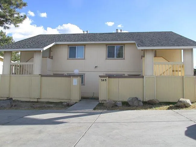 285 W Hillside Ave #B