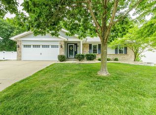 1506 Athens Dr, Saint Peters, MO