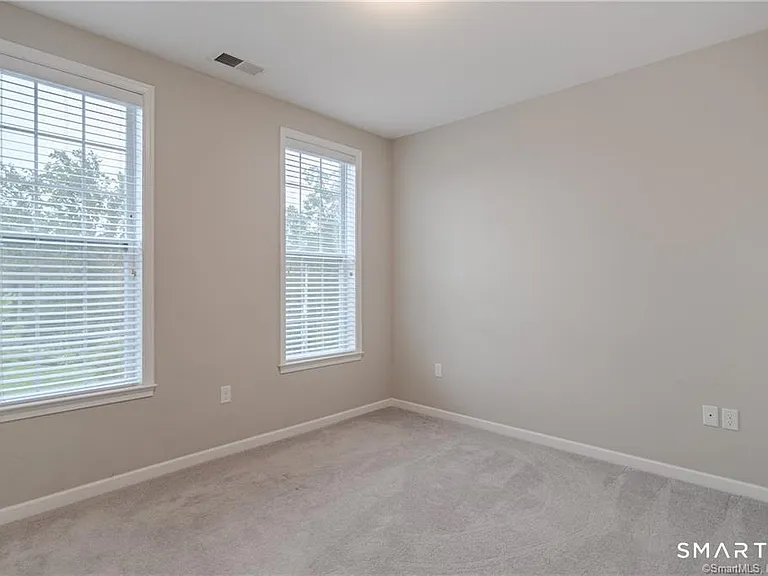 822 Center Meadow Ln #822 — Photo 13