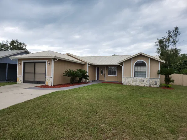 6105 W 2nd Mnr, Palatka, FL 32177