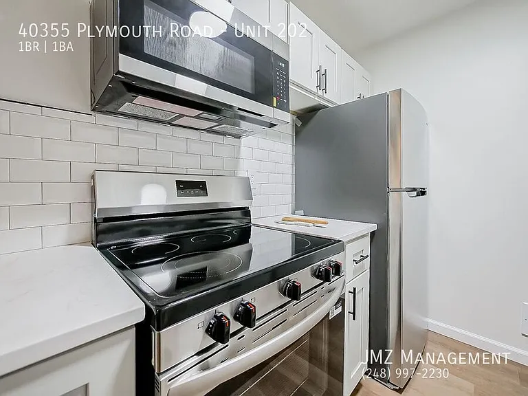 40355 Plymouth Rd #202 — Photo 14