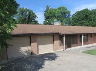 500 White Oak Ln, Kingsport, TN 37663