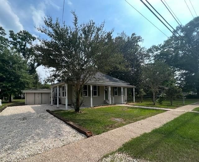 1st image of 212 Camille St