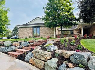 19248 E Costilla Pl, Centennial, CO 80016