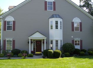 11 Knox Ct, Basking Ridge, NJ 07920