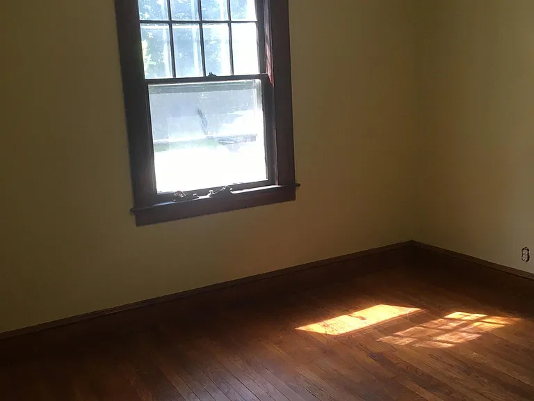 165 Crescent St #1 — Photo 16