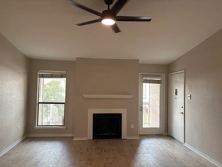 2125 Augusta Dr #40 — Photo 14